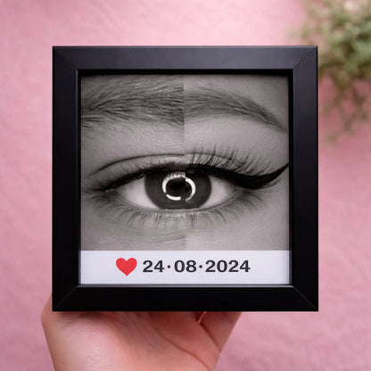 Couple Eye Photo Frame