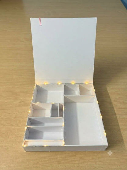 1.Empty Hamper Box with light