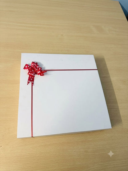 1.Empty Hamper Box with light